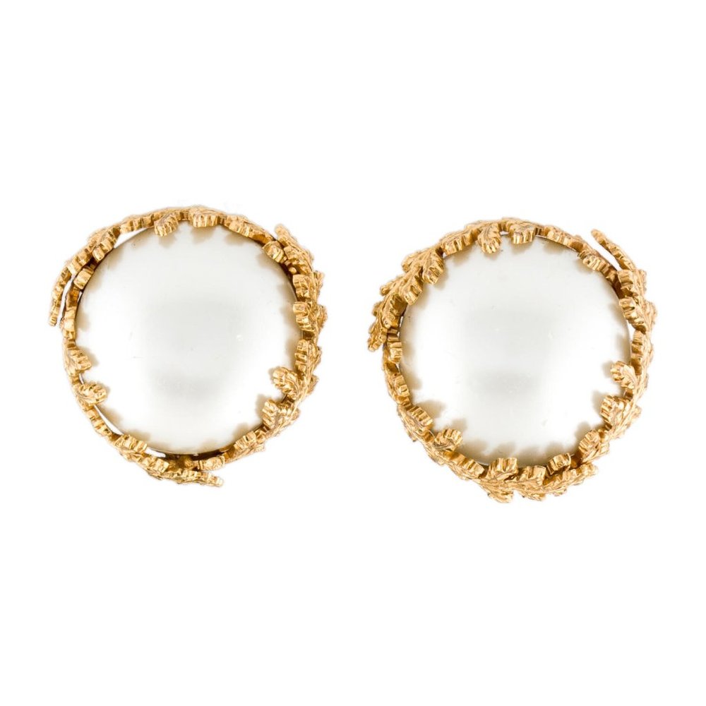 Chanel  Vintage Faux Pearl Oak Branch-wrapped Clip On Earrings
